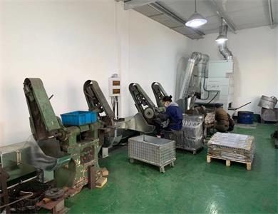 五金工具行业抛光除尘_59博论坛网