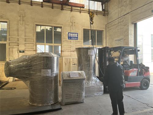 美国企业某食物公司定制的除尘装备打包发货_59博论坛网