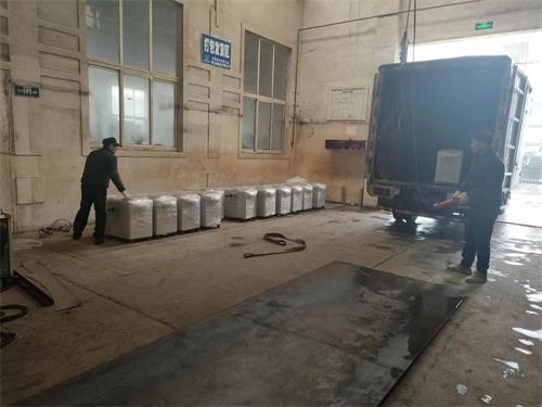一批除尘装备打包发货—59博论坛网工业吸尘器_59博论坛网