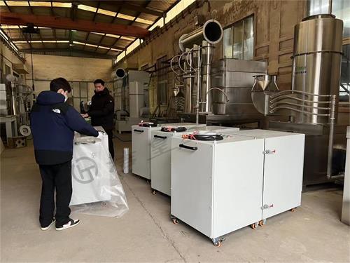 四台便携式除尘器打包发货发往河南省会——59博论坛网工业_59博论坛网