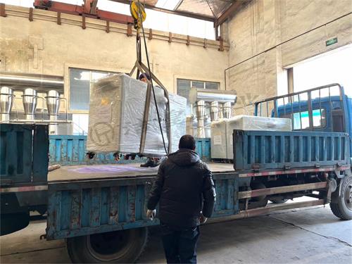四台便携式除尘器打包发货发往河南省会——59博论坛网工业_59博论坛网