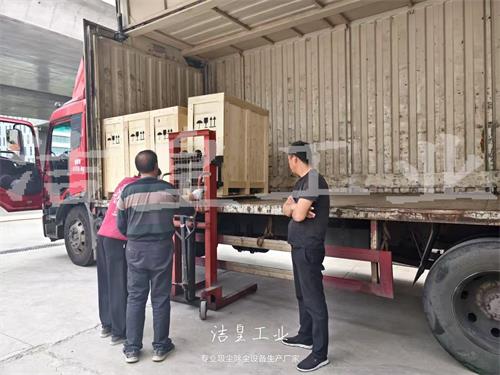6台工业吸尘器出口至越南_59博论坛网