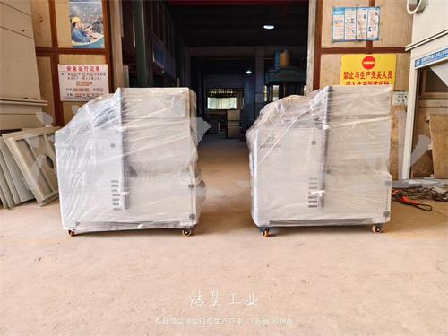 真空脉冲工业吸尘器、便携式除尘器打包发货——59博论坛网工业_59博论坛网