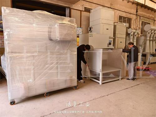 脉冲滤筒除尘器、打磨除尘事情台打包发货_59博论坛网